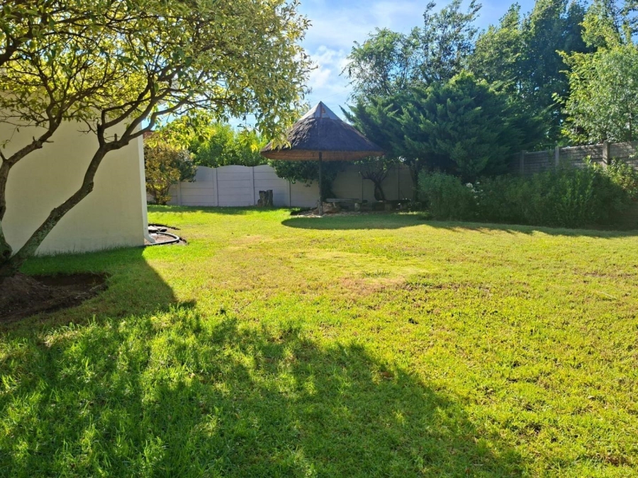 Commercial Property for Sale in Hartbeesfontein North West
